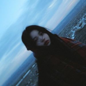 91看片白丝少萝❌❌自慰
